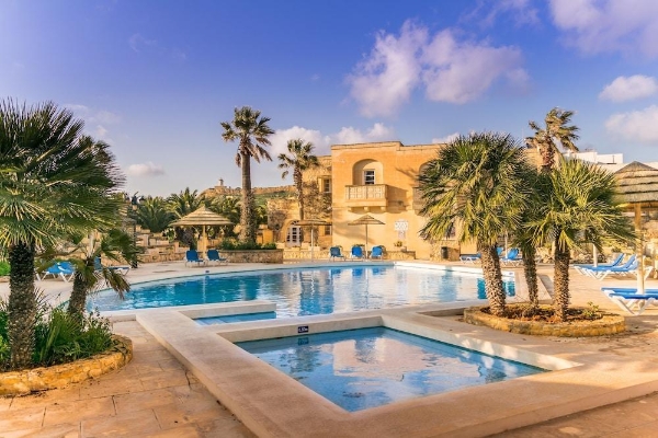 Hotel Villagg Tal Fanal (Għammar)